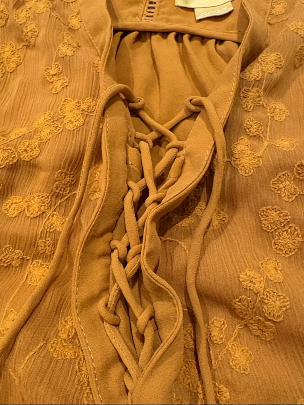 Maeve Anthropologie Mustard Embroidered Lace-Up Sleeveless Top Boho Size 4 - Picture 5 of 16